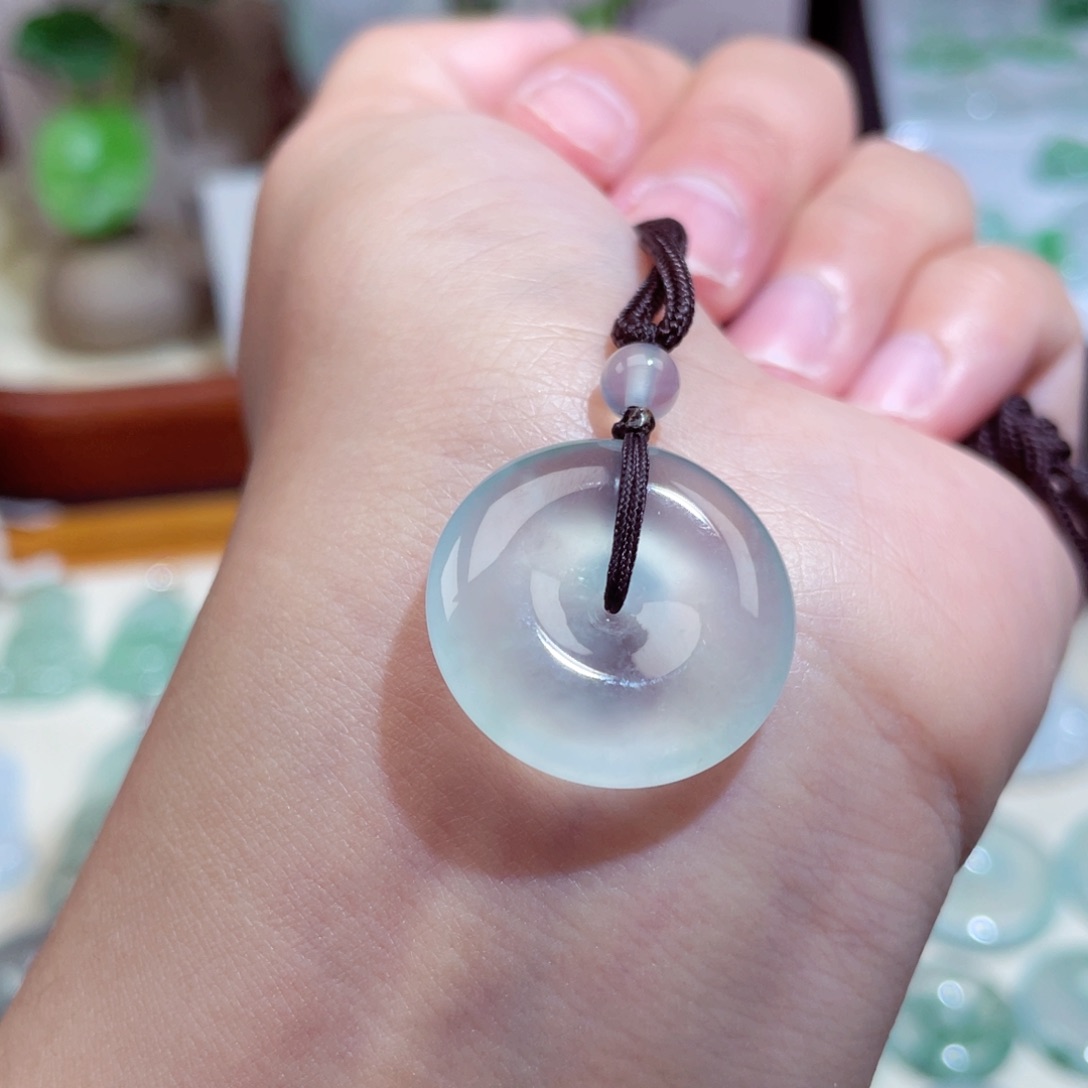 翡翠未镶嵌颈饰扣子