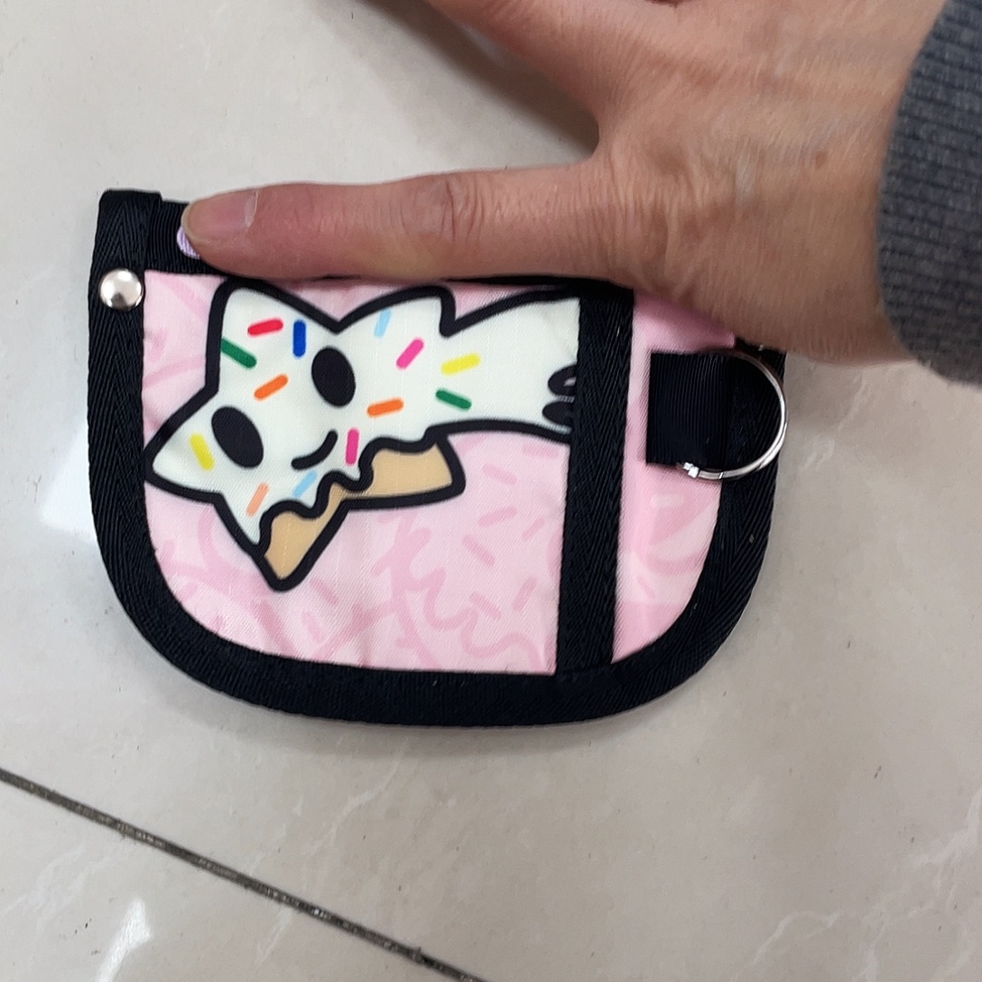 可****化妆包等各种产品