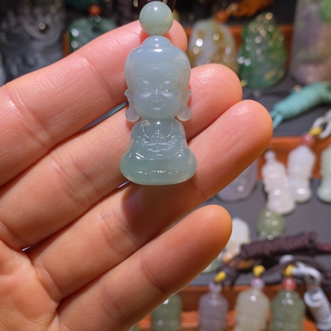 翡翠颈饰未镶嵌今日特价阿弥宝宝佛