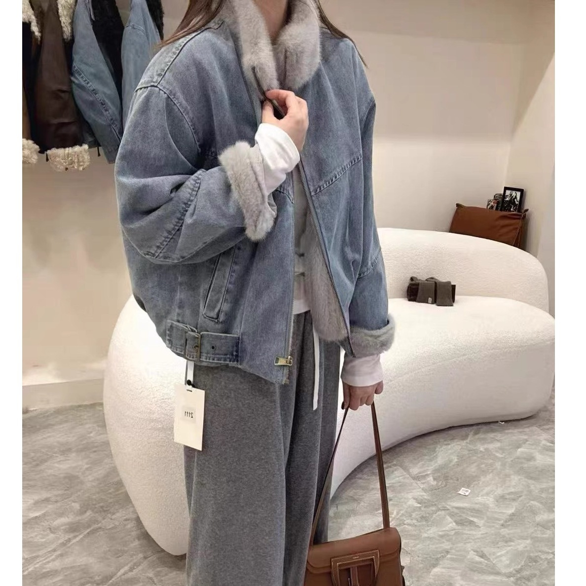 韩版加绒加厚牛仔外套女冬季短款休闲显瘦毛毛拼接夹克上衣潮