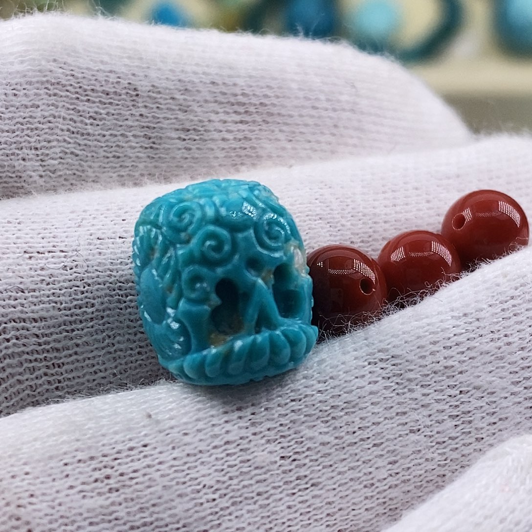 南红玛瑙未镶嵌珠宝奇石