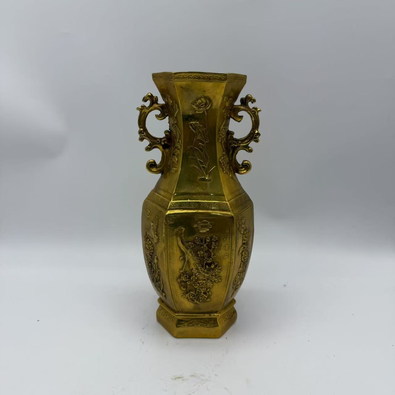 JY127/AW 双耳瓶/摆件