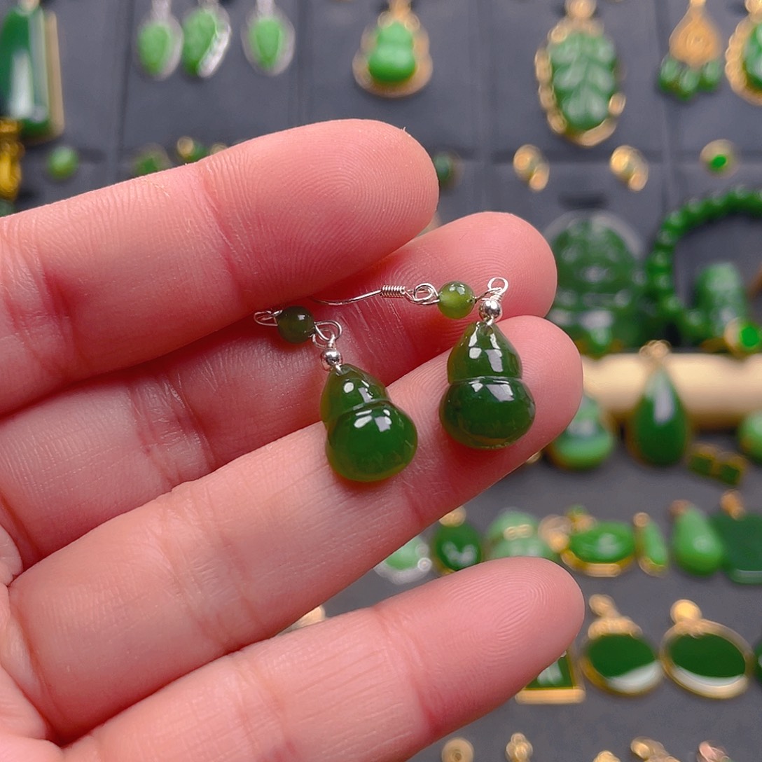 和田玉耳饰银S925镶嵌98