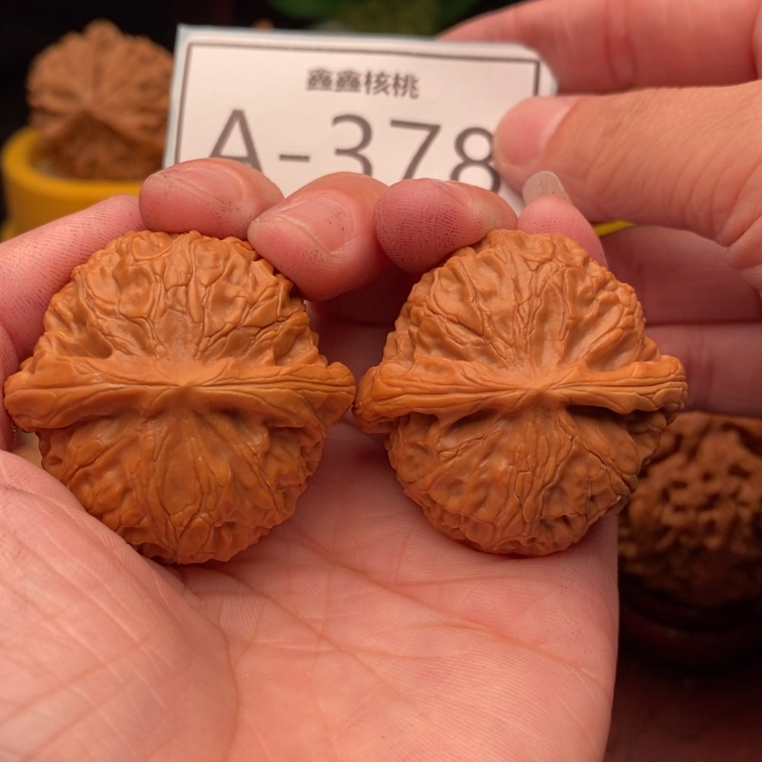 文玩核桃把件宫灯39