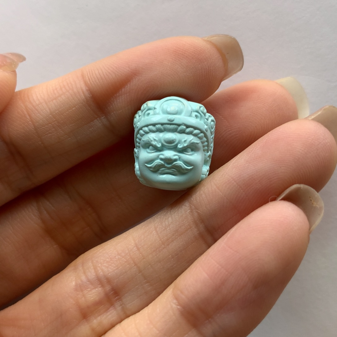 绿松石配饰未镶嵌