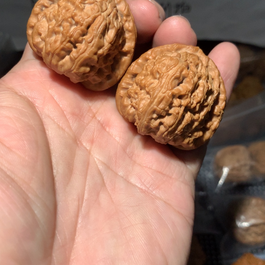 文玩核桃把件三角白不退不换
