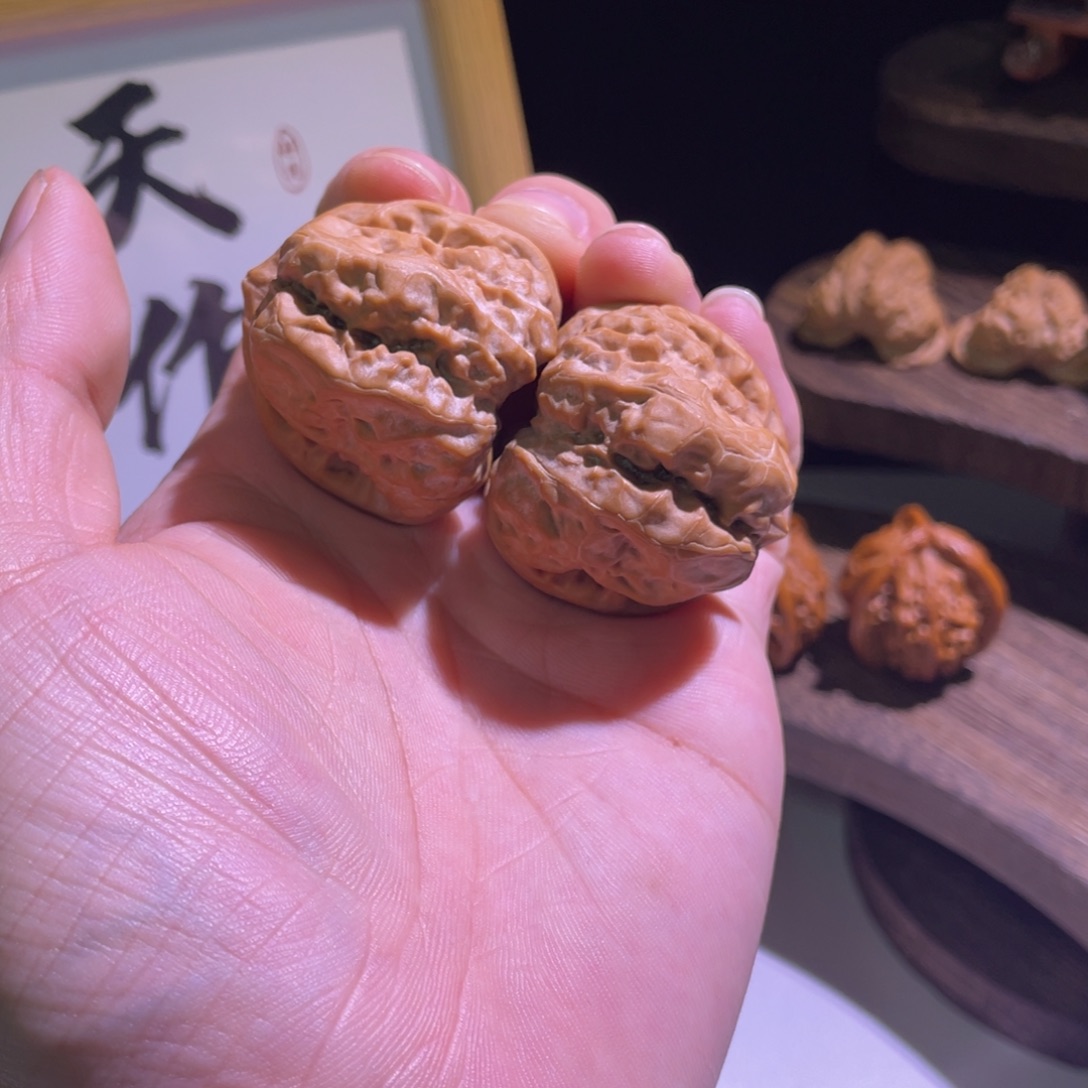 桃核吊坠38全品高桩