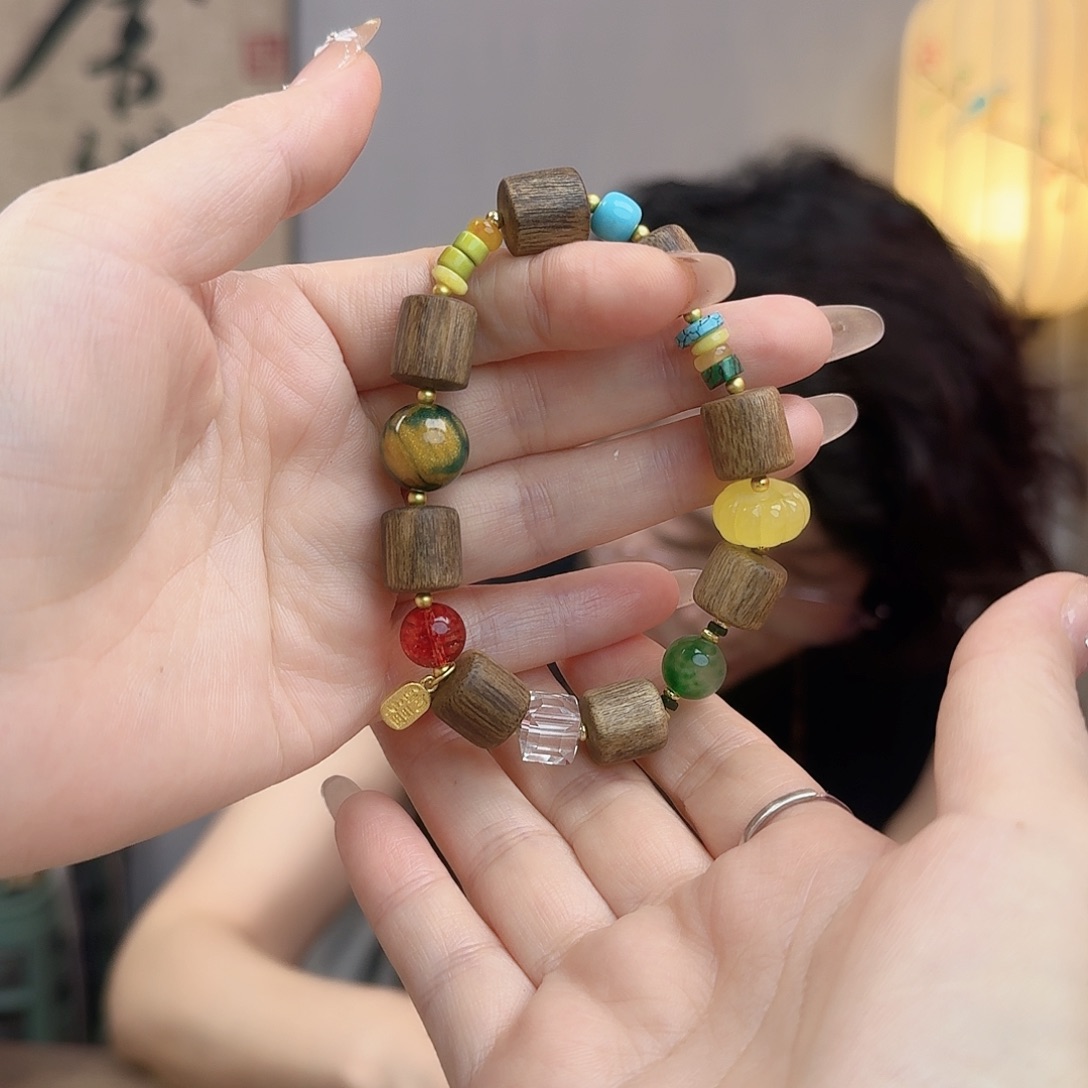 沉香碎屑沉香海南尖峰岭虫漏多宝