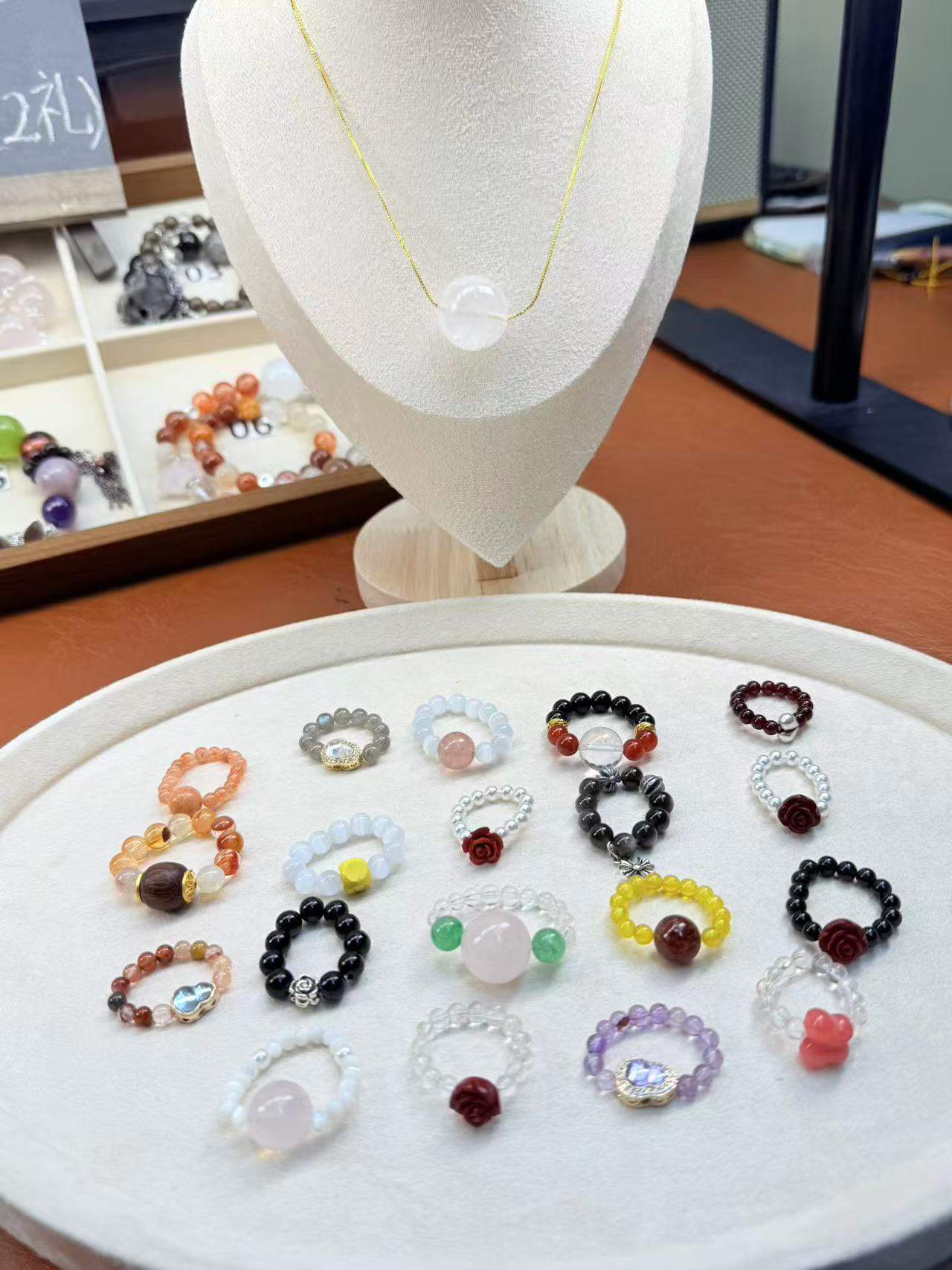 非金属仿珍珠吊坠 流光轻奢 至美饰品随机发放（默认微瑕）