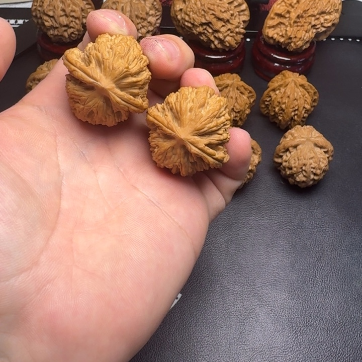 吊坠文玩核桃38虎头