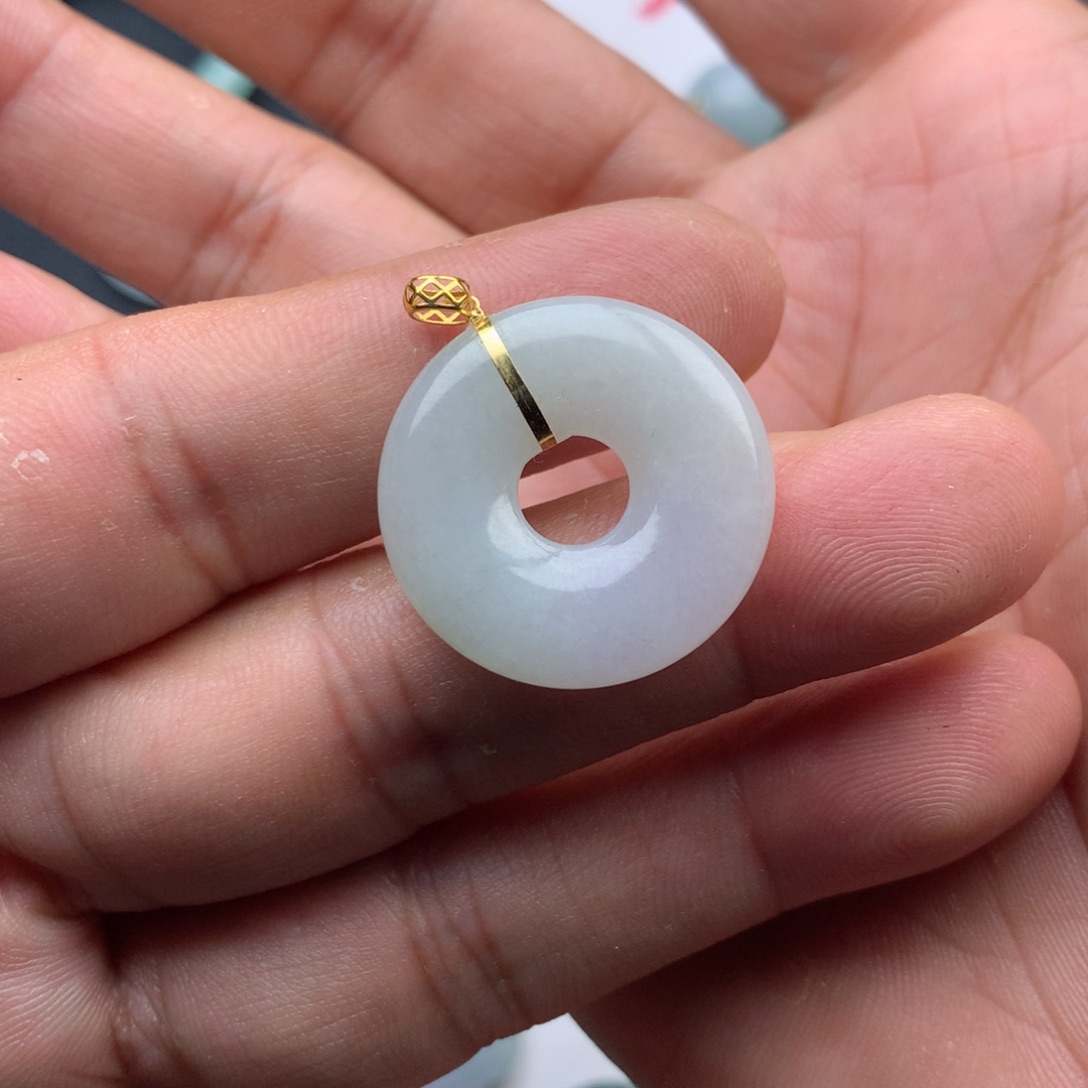 翡翠颈饰18K金镶嵌甜甜圈