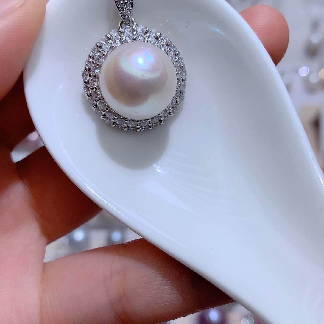 淡水珍珠未镶嵌吊坠(赠链)