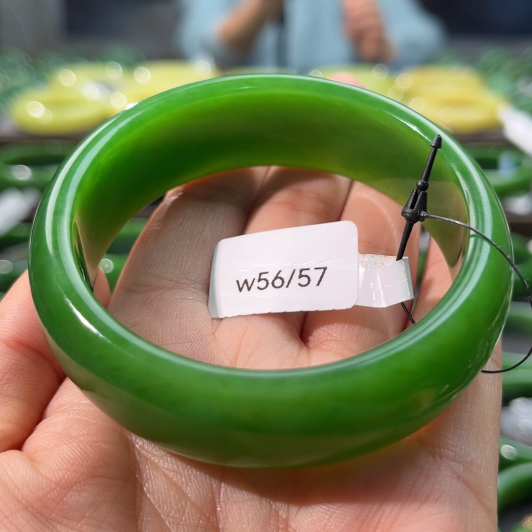 和田玉（碧玉）手镯未镶嵌