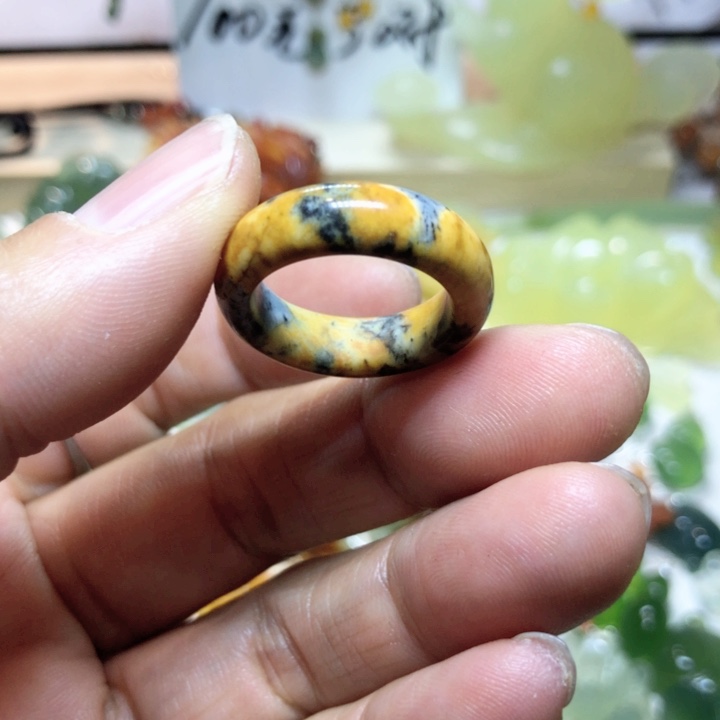 【闪购商品】蛇纹石玉挂件未镶嵌