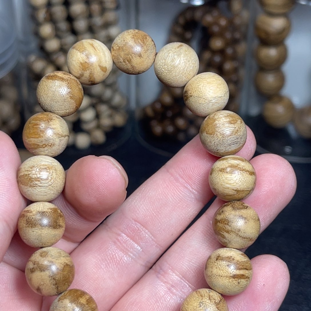 沉香手串《壹世香傳》菩萨1.3单圈手串