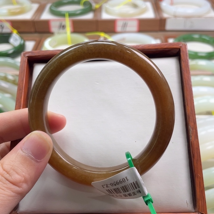 【闪购商品】未镶嵌手镯和田玉33 55.5