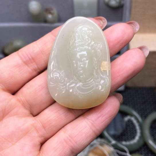 和田玉（青白玉）颈饰未镶嵌