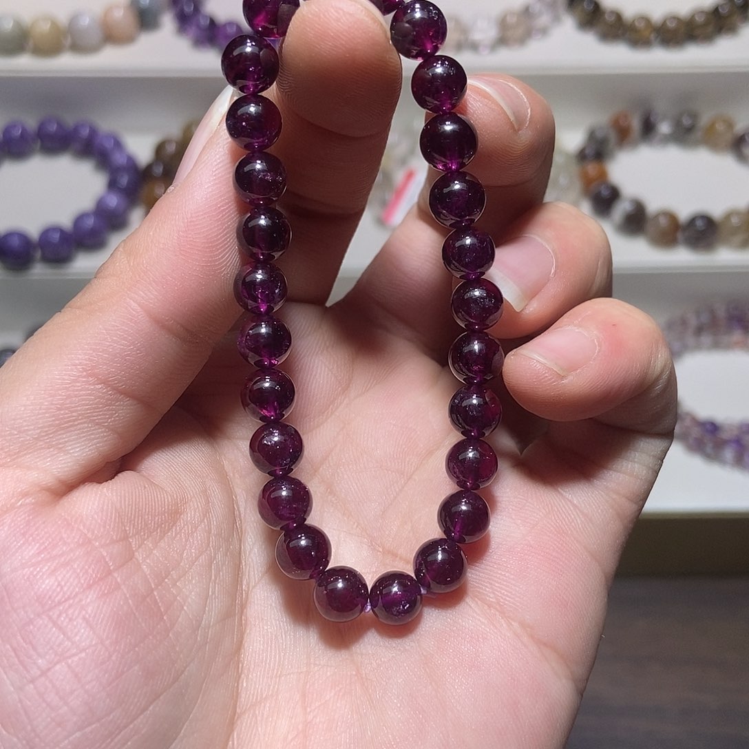 手链石榴石（紫牙乌）未镶嵌紫牙乌石榴石7.2