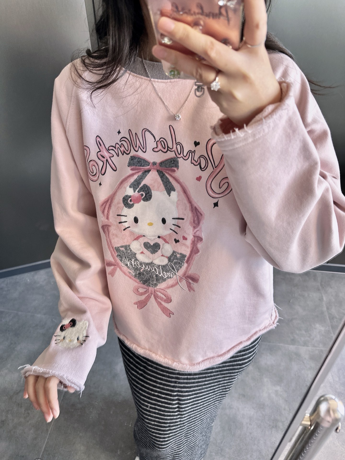 Pandawark熊猫纸袋[抱心kitty]薄绒散边卫衣25425