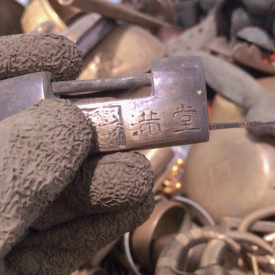 浪***哥闪电购铜摆件工艺品