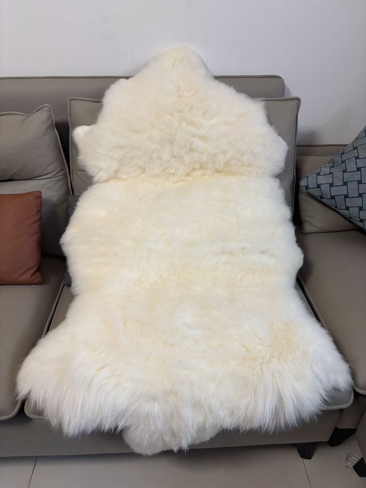 整张羊皮沙发垫椅垫加厚垫地毯做垫羊毛毯皮毛一体家用卧室学生