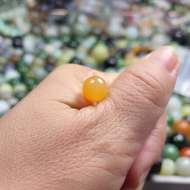 颈饰未镶嵌和田玉可****?