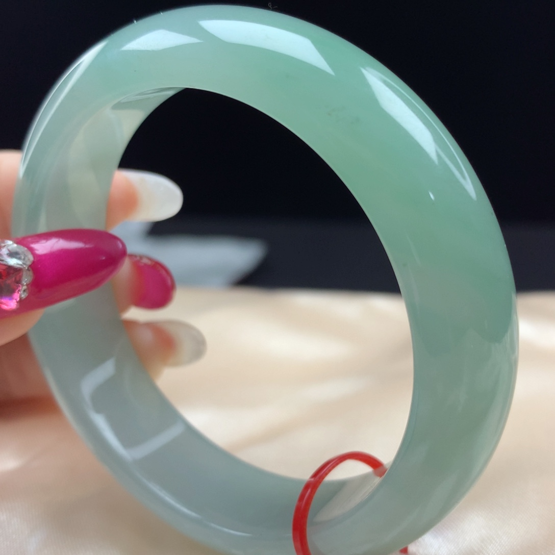 未镶嵌手镯翡翠0141，