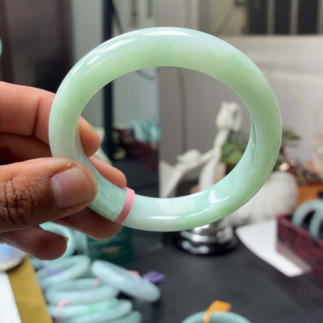 翡翠未镶嵌手镯14号