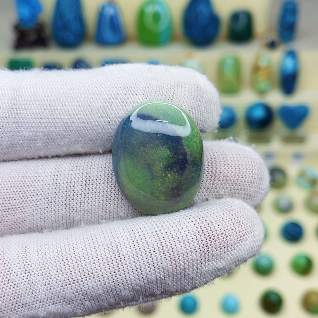 绿松石绿松石未镶嵌