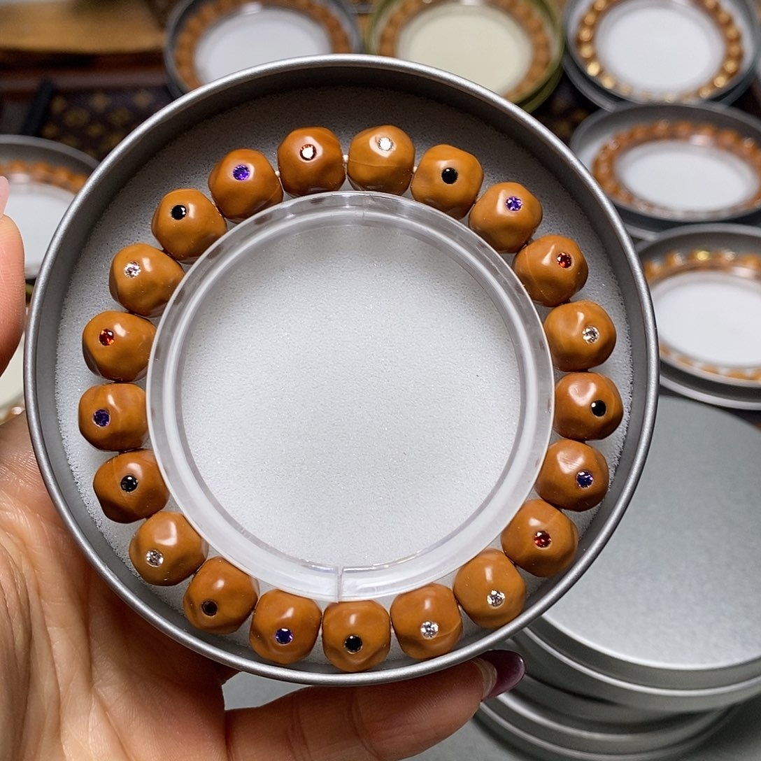 猴头核桃手串365号11左右满锆奶酪全品