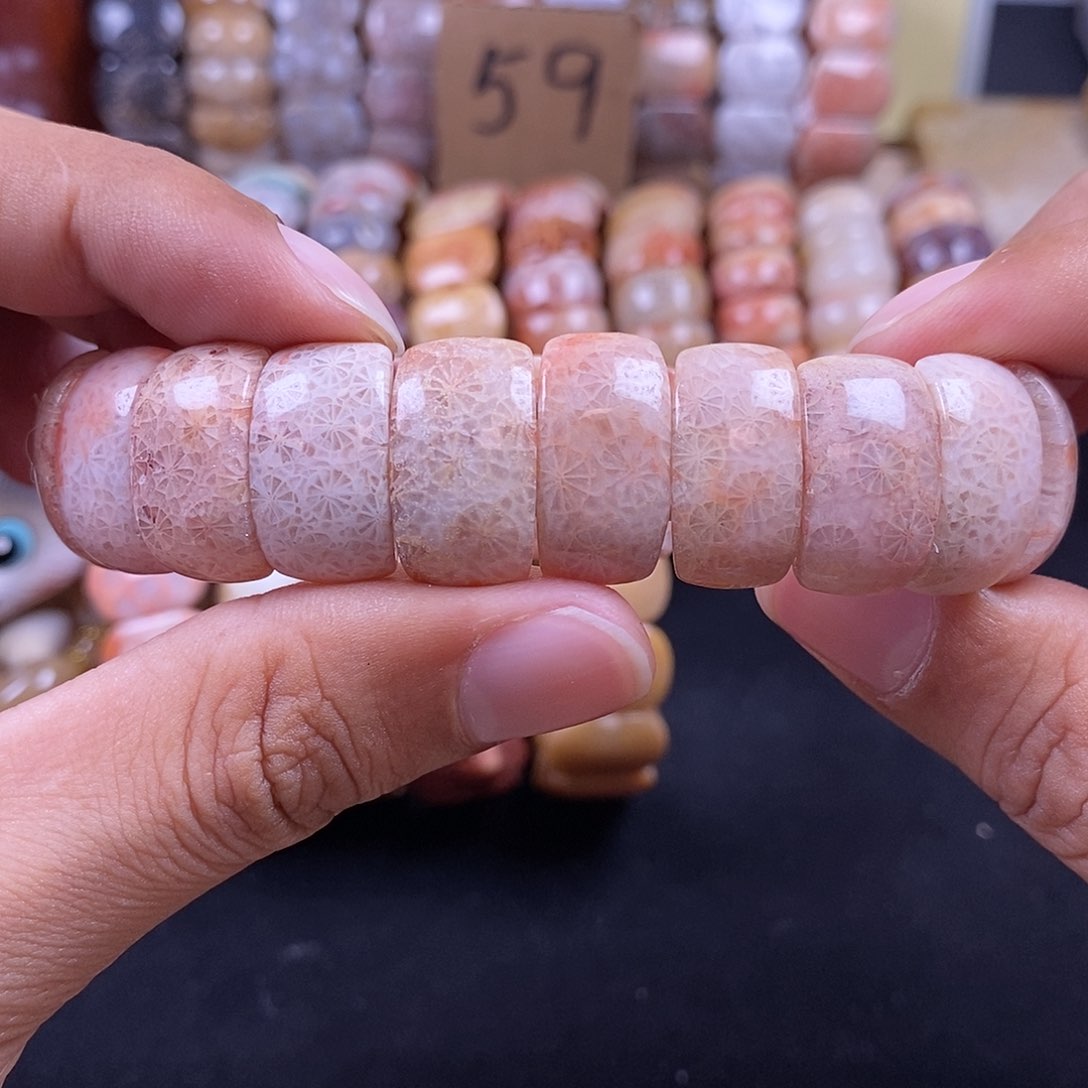 硅化珊瑚（珊瑚玉）未镶嵌手串紫粉色蕾丝94