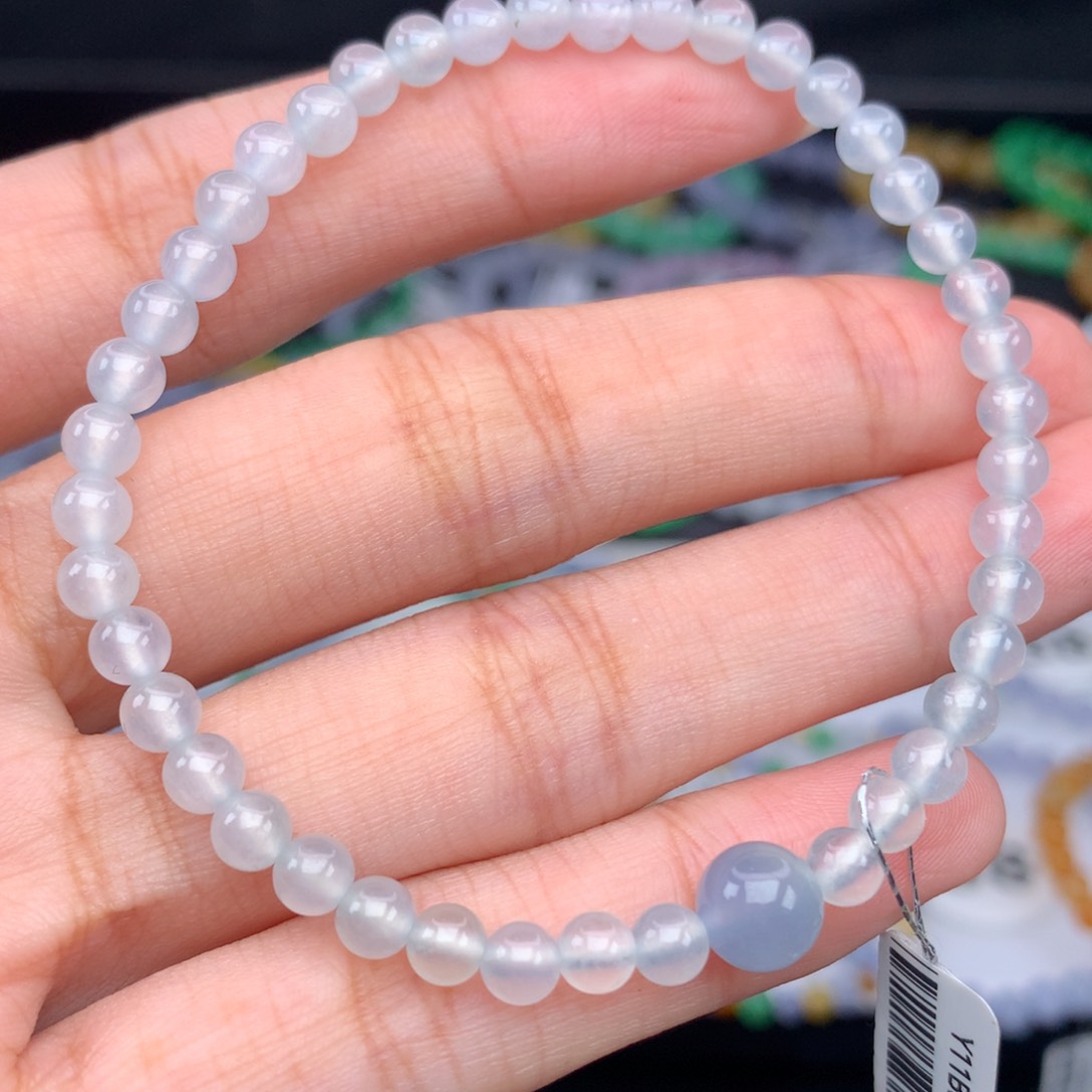 翡翠手链未镶嵌卡