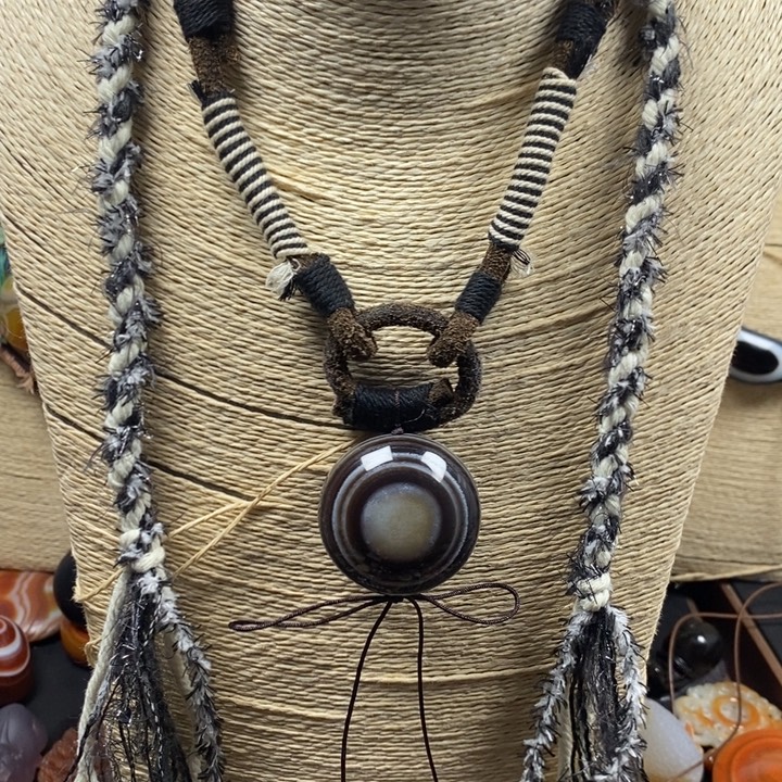 玛瑙/玉髓未镶嵌颈饰