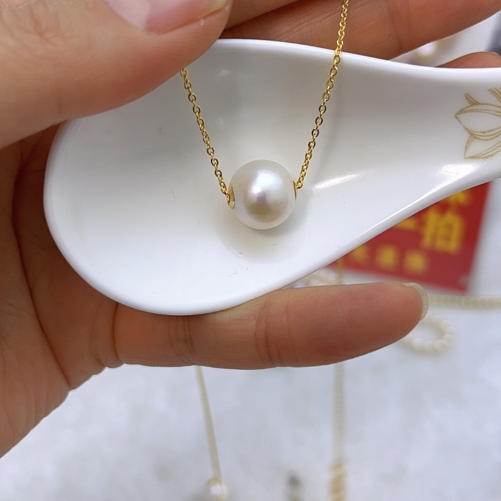 18K金镶嵌淡水珍珠白珠路路通吊坠