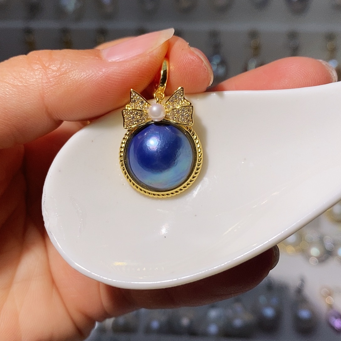 颈饰未镶嵌淡水珍珠