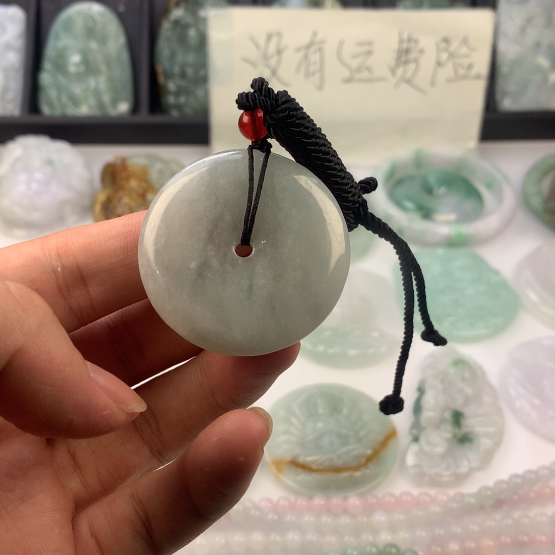 翡翠颈饰未镶嵌一
