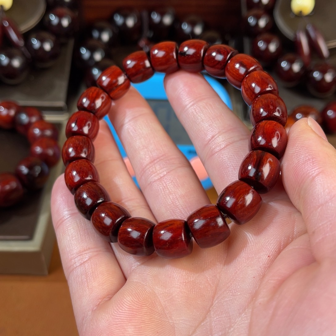 檀香紫檀（小叶紫檀）云**清