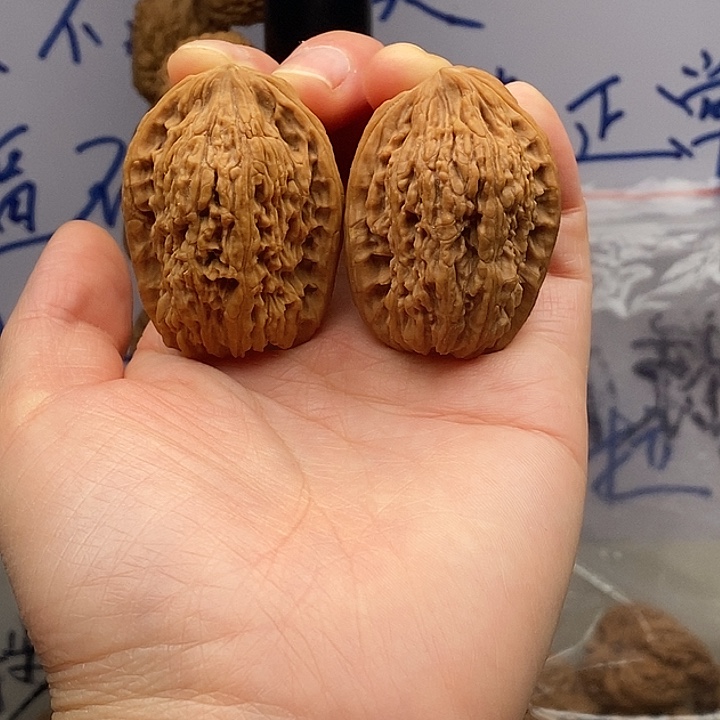 暖***风核桃手串/手链南疆