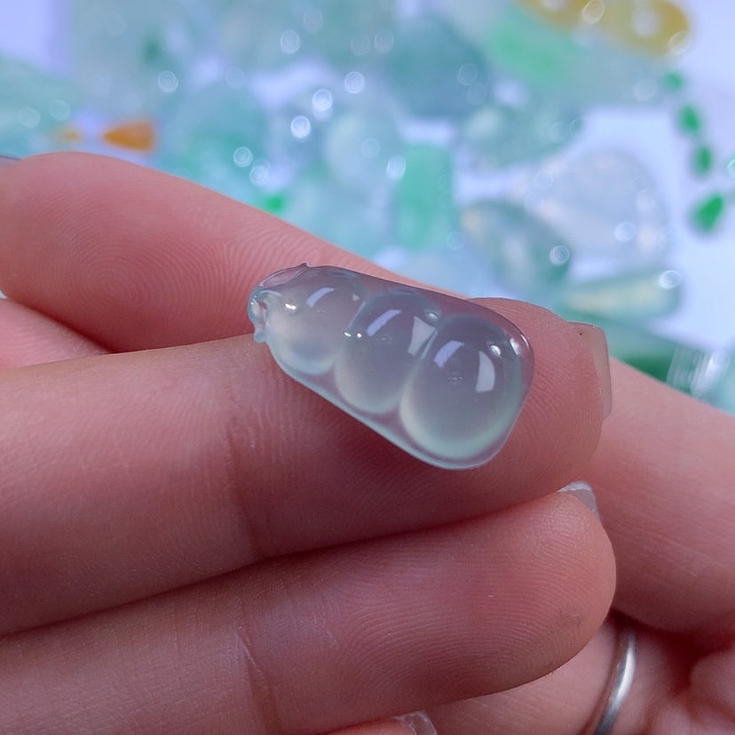 【闪购商品】翡翠颈饰未镶嵌缅甸翡翠