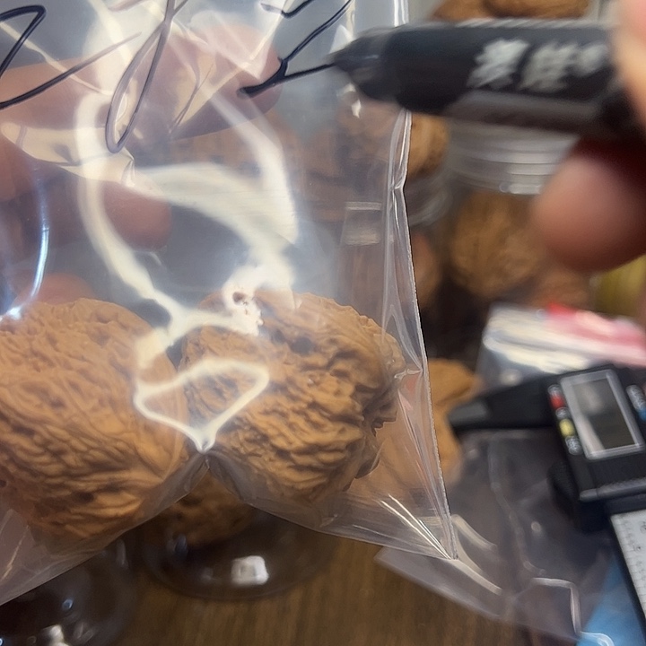Z***骗桃核吊坠南疆石核桃