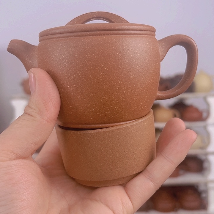 紫砂茶壶蟹黄段泥汉瓦+段泥小口杯