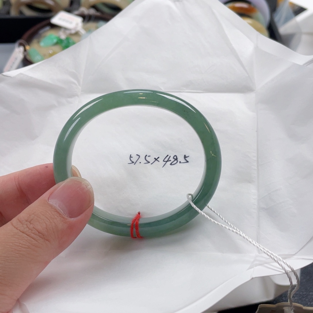 翡翠手镯未镶嵌青*子57.5贵妃