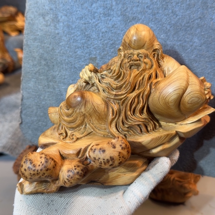 崖柏摆件手把件等