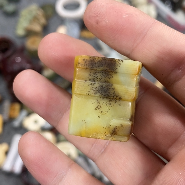 森***阔和田玉（糖玉）未镶嵌挂件