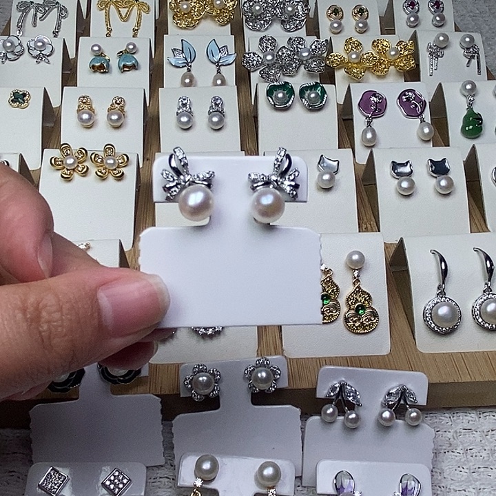 淡水珍珠银S925镶嵌耳饰