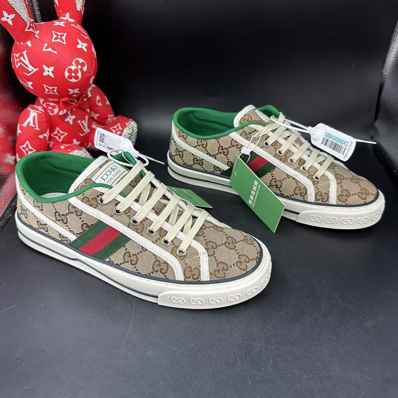 95新 GUCCI/古驰 【AO特惠】37.5欧码 男士乌木色帆布1977板鞋ao666