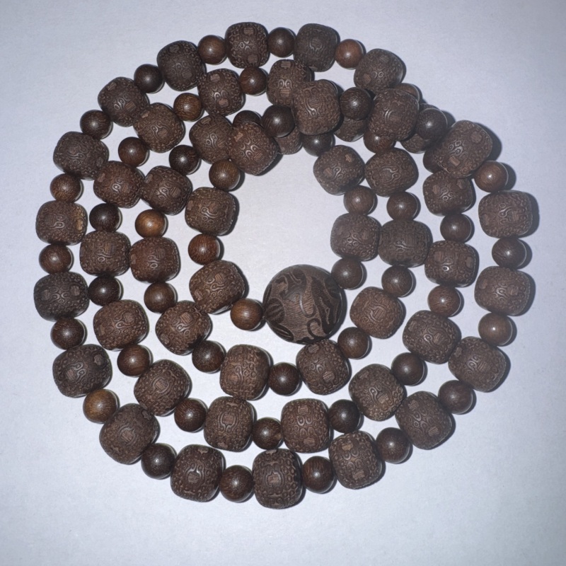 JL277长串雕刻老形珠12×13+隔珠0.8+雕刻圆珠2.0 多样性发货