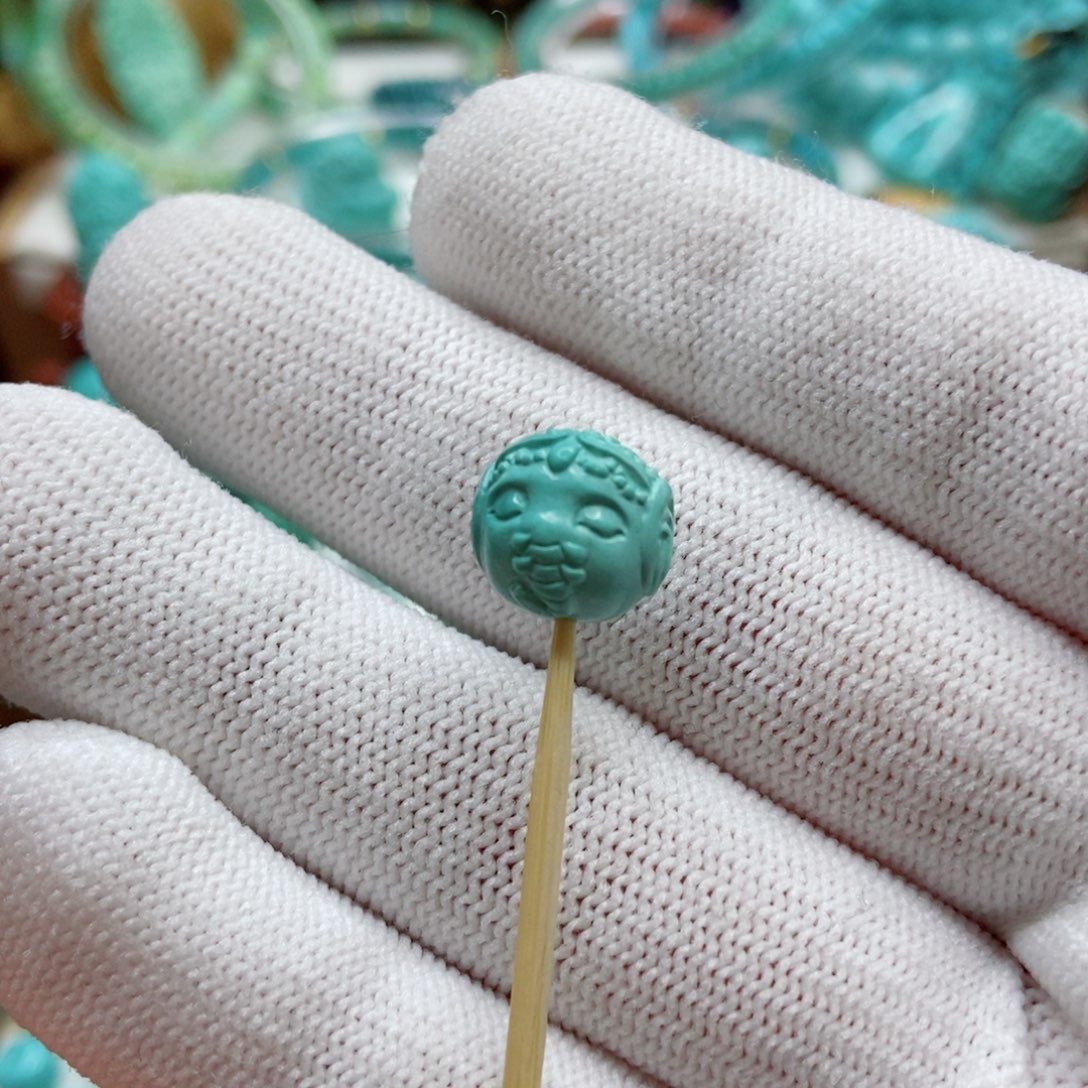 绿松石珠子未镶嵌