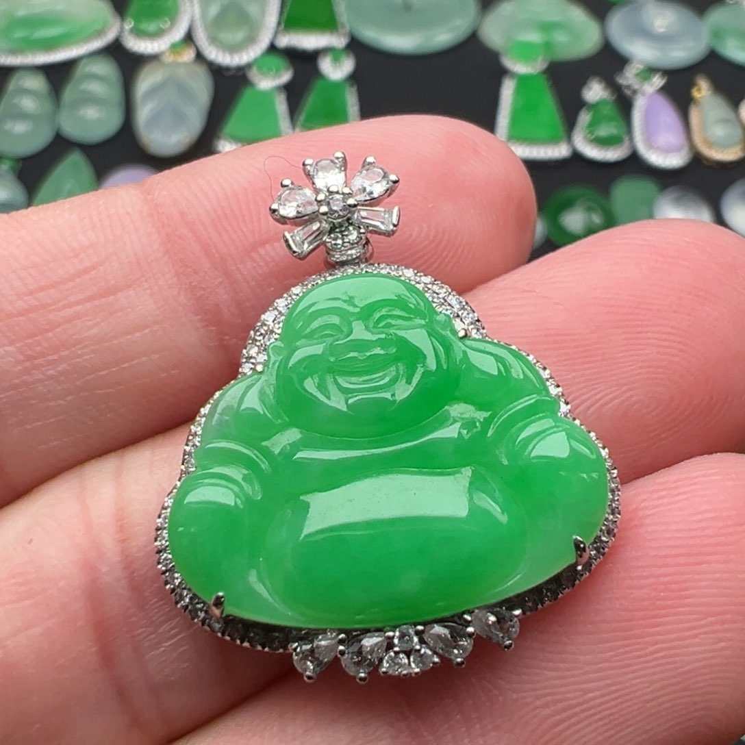 翡翠颈饰18K金镶嵌佛17.3