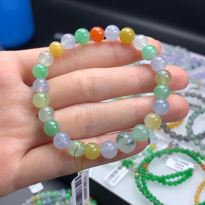 翡翠手镯未镶嵌卡